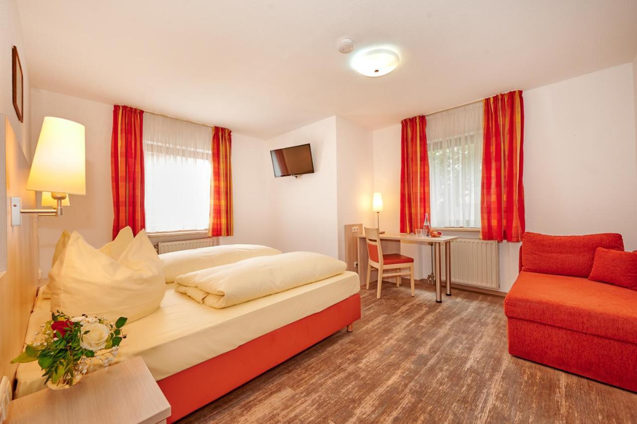 Hotel-Gasthof Bub Цирндорф Екстер'єр фото