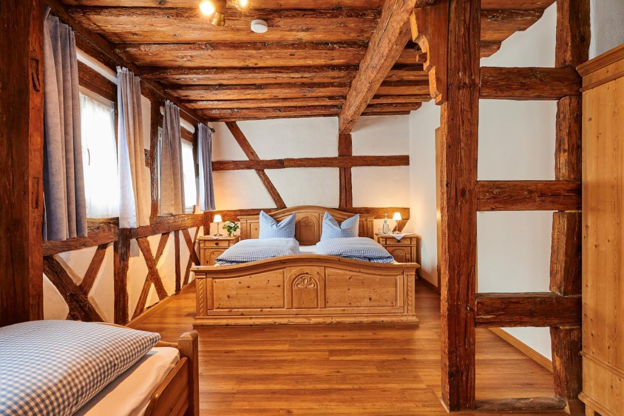 Hotel-Gasthof Bub Цирндорф Екстер'єр фото