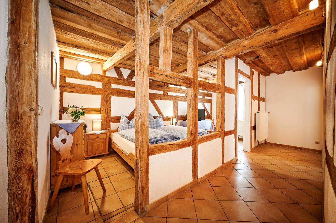 Hotel-Gasthof Bub Цирндорф Екстер'єр фото