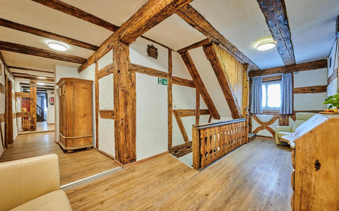 Hotel-Gasthof Bub Цирндорф Екстер'єр фото