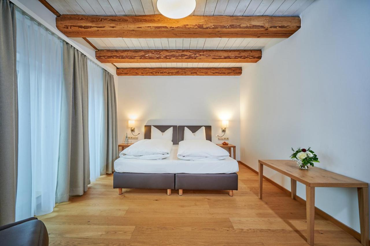 Hotel-Gasthof Bub Цирндорф Екстер'єр фото